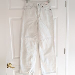 UNIQLO Women’s Wide Straight Jeans – Size 23 – Light Wash